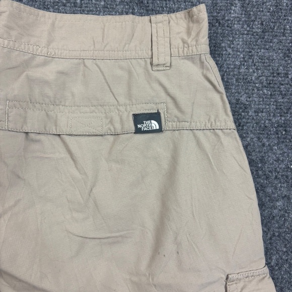 THE NORTH FACE Mens Camel Tan Cargo Shorts size: 30 - Picture 3 of 10
